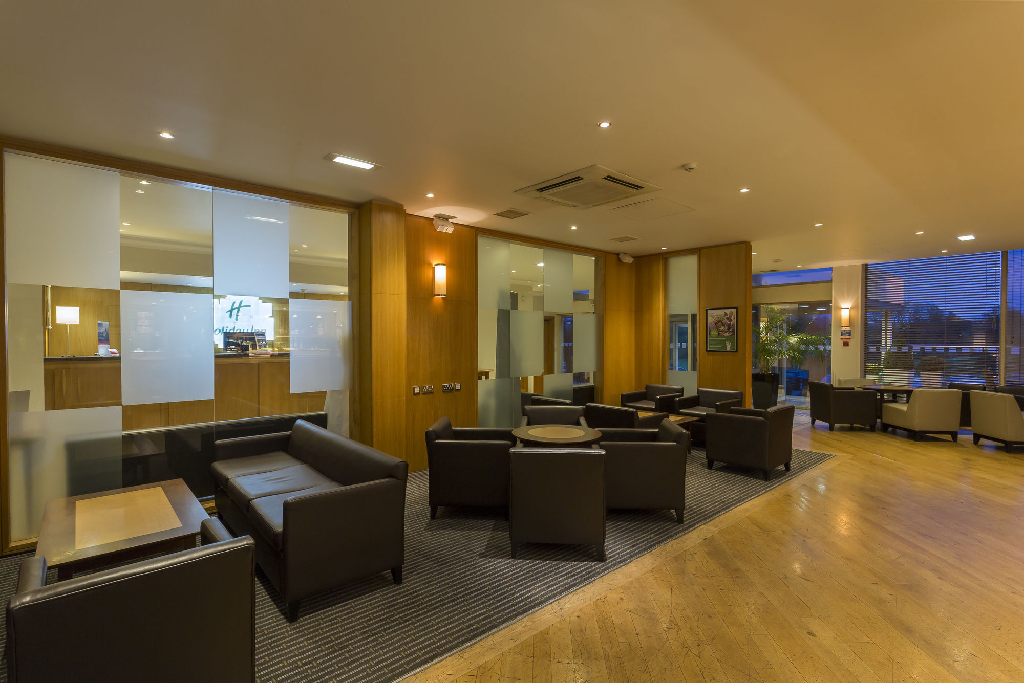 Holiday Inn Rugby-Northampton M1 Jct18 By Ihg Crick  Extérieur photo